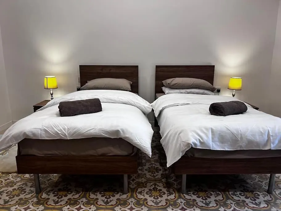 Cospicua Dar Barbara - Duplex 1 Double Bed Maltese Style House 빌라 0*,  몰타